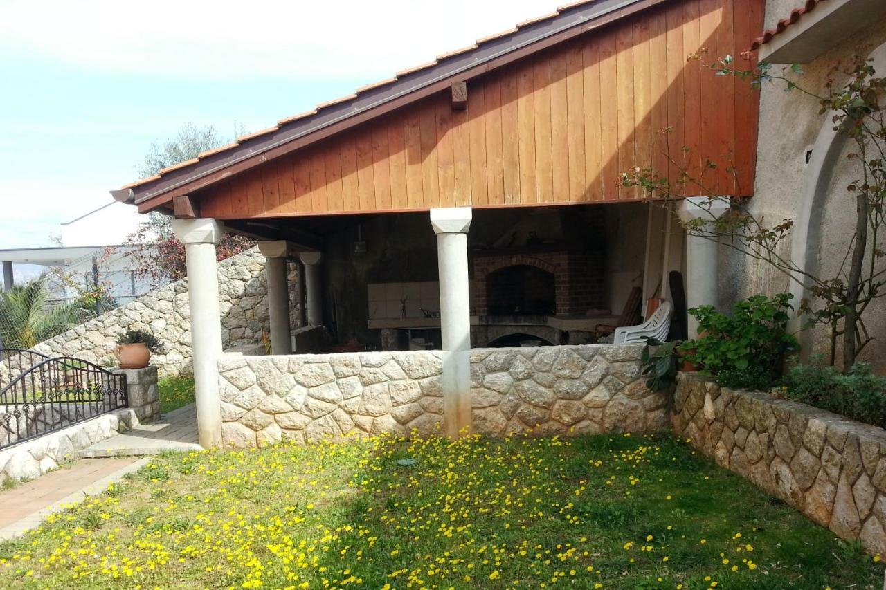 Guarda Alla Vita Njivice Buitenkant foto